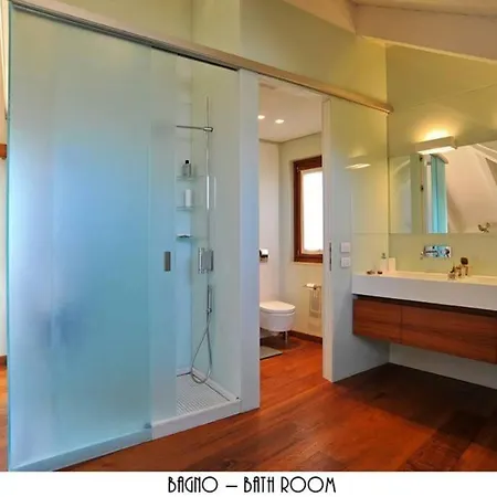 公寓 Luxurious Penthouse With Large Sea View Terraces 阿拉西奥