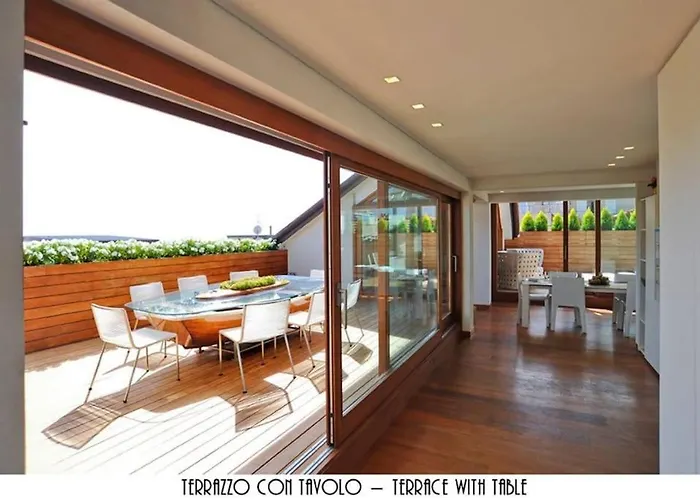 Luxurious Penthouse With Large Sea View Terraces