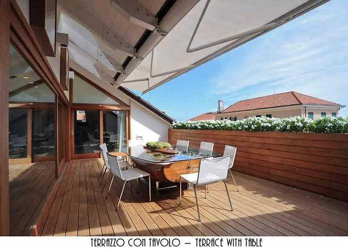 Luxurious Penthouse With Large Sea View Terraces Apartment