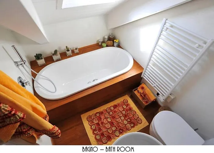 Luxurious Penthouse With Large Sea View Terraces *